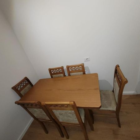 Enes Apartment Tirane Extérieur photo
