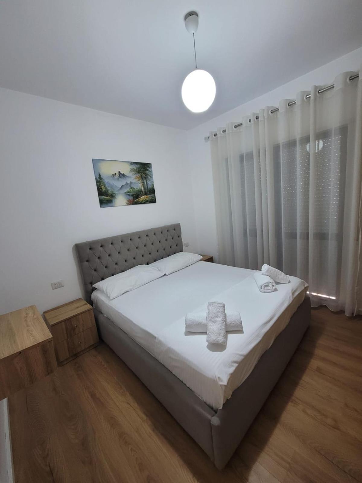 Enes Apartment Tirane Extérieur photo